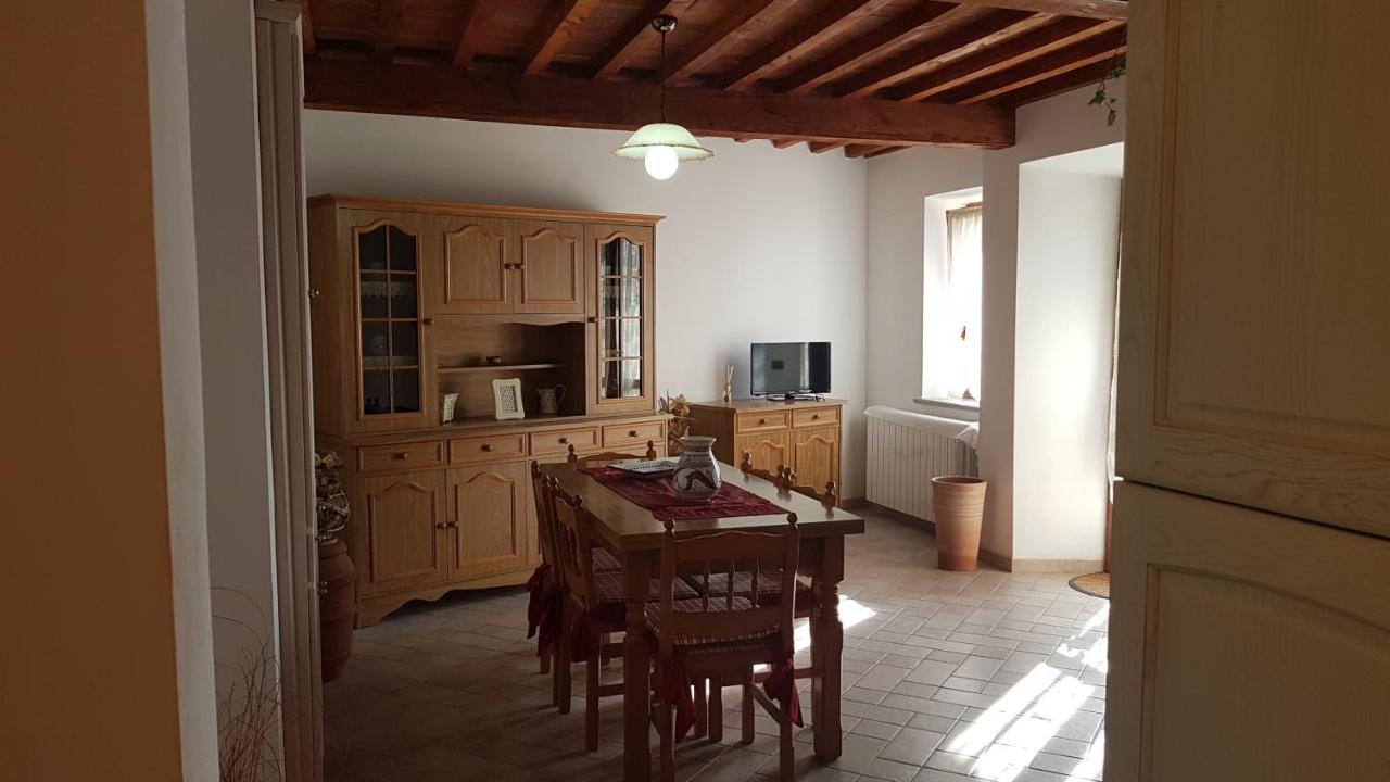 Beautiful Apartment With Exclusive Garden And Terrace Monteverdi Marittimo Luaran gambar